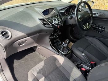 Used Ford Fiesta 2016 for sale - 79274455: Photo