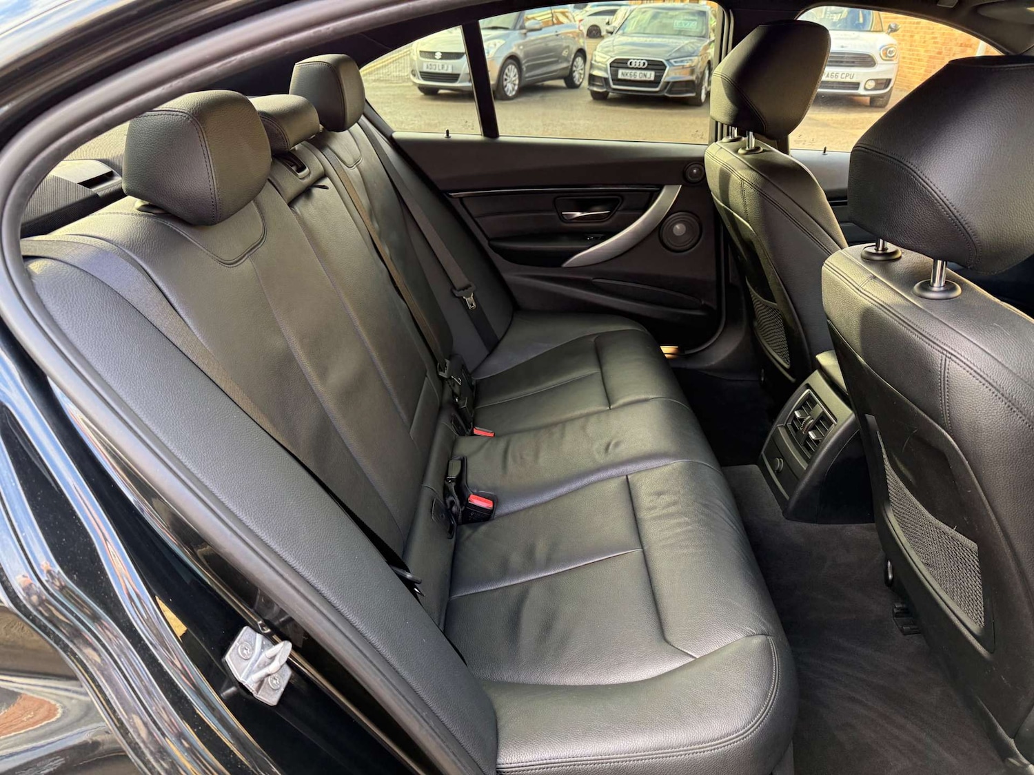 Used BMW 3 Series 2016 for sale - 77061760: Photo 31