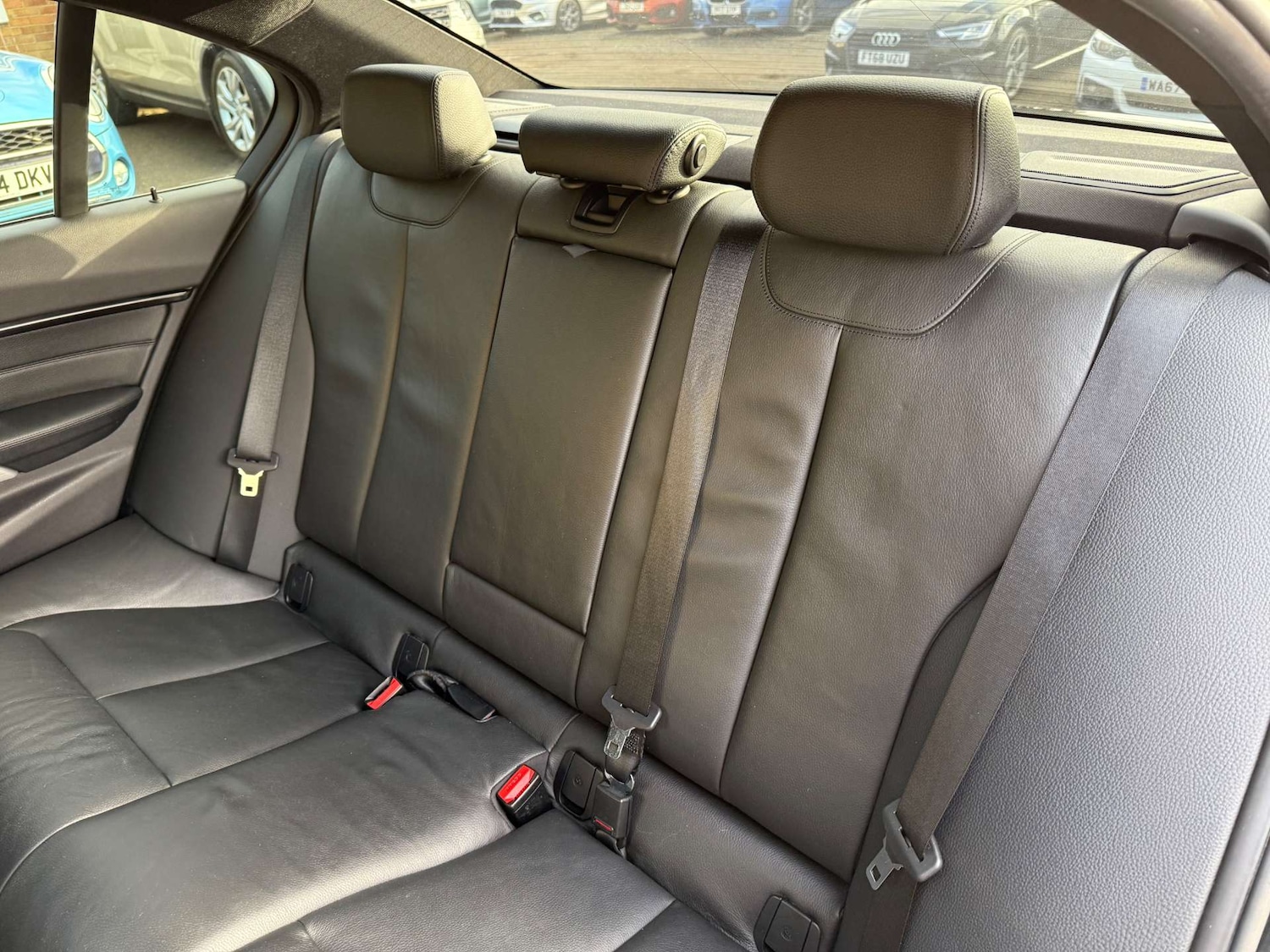 Used BMW 3 Series 2016 for sale - 77061760: Photo 38