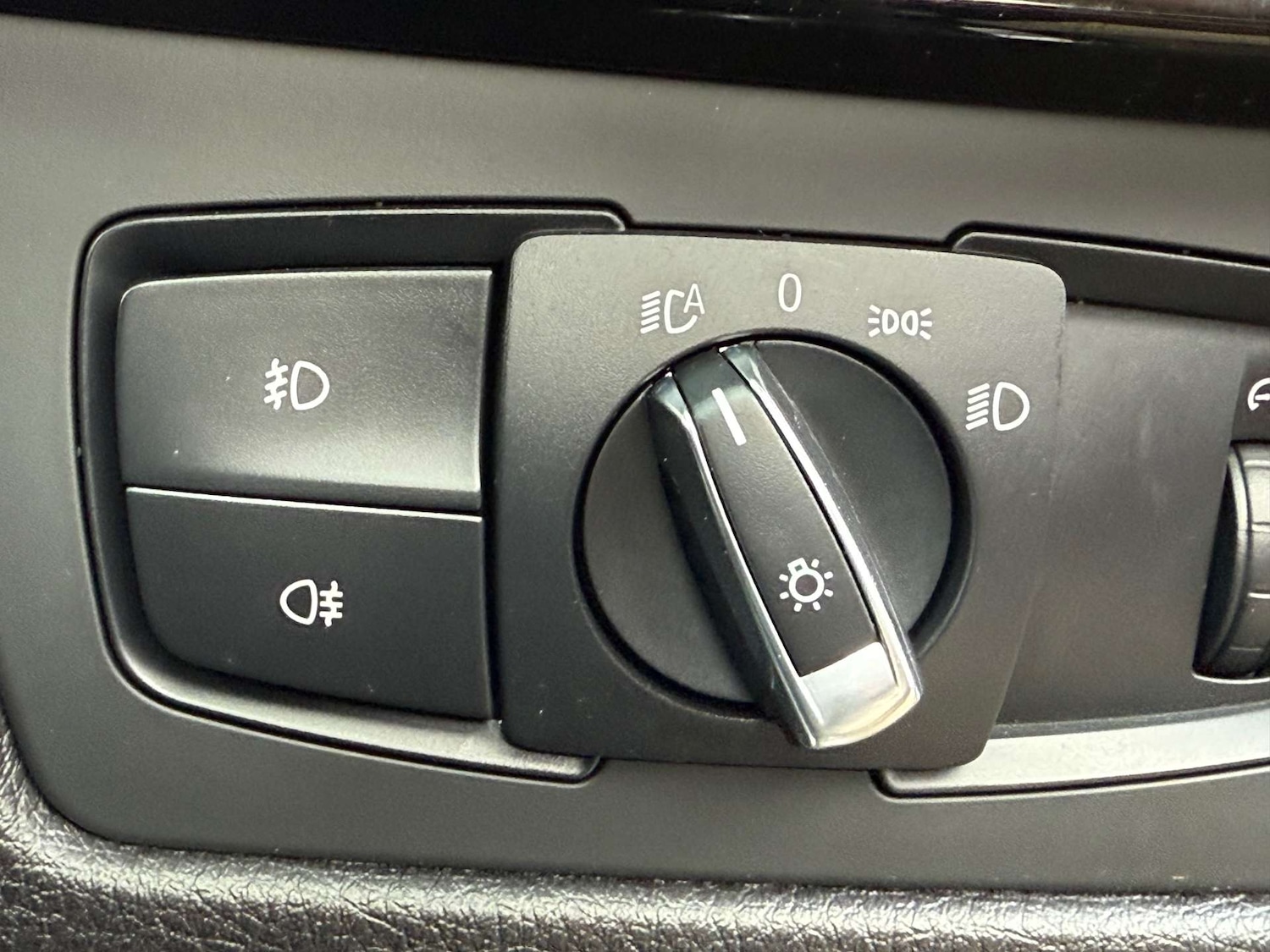 Used BMW 3 Series 2016 for sale - 77061760: Photo 44