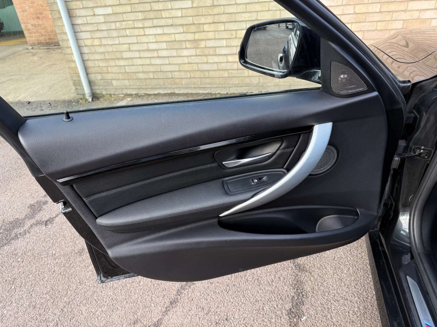 Used BMW 3 Series 2016 for sale - 77061760: Photo 65