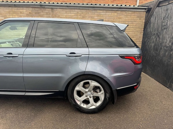Used Land Rover Range Rover Sport 2018 for sale - 74772190: Photo 17