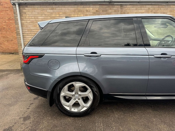 Used Land Rover Range Rover Sport 2018 for sale - 74772190: Photo 29