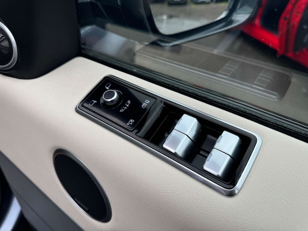 Used Land Rover Range Rover Sport 2018 for sale - 74772190: Photo 38