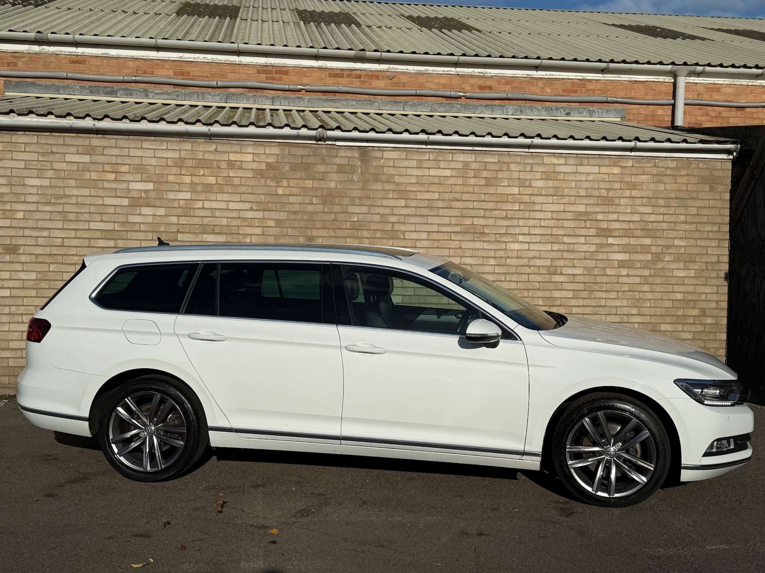 Used Volkswagen Passat 2017 for sale - 76385805: Photo 27