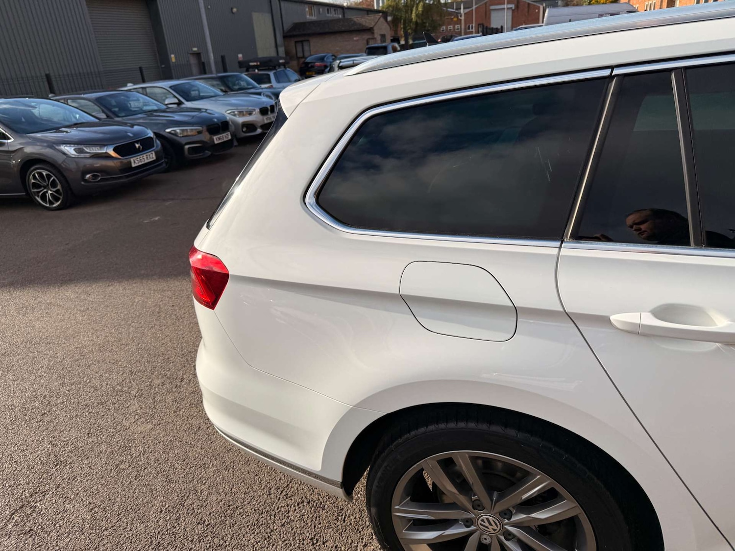 Used Volkswagen Passat 2017 for sale - 76385805: Photo 75