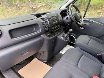 Used Vauxhall Vivaro 2016 for sale - 78315834: Photo