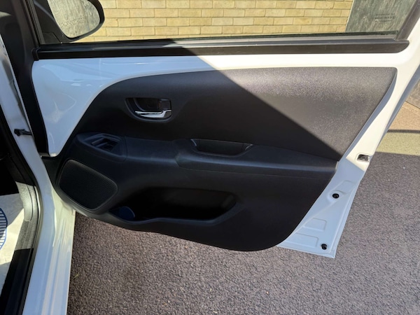 Used Peugeot 108 2014 for sale - 76184944: Photo 38