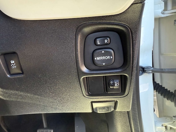 Used Peugeot 108 2014 for sale - 76184944: Photo 41
