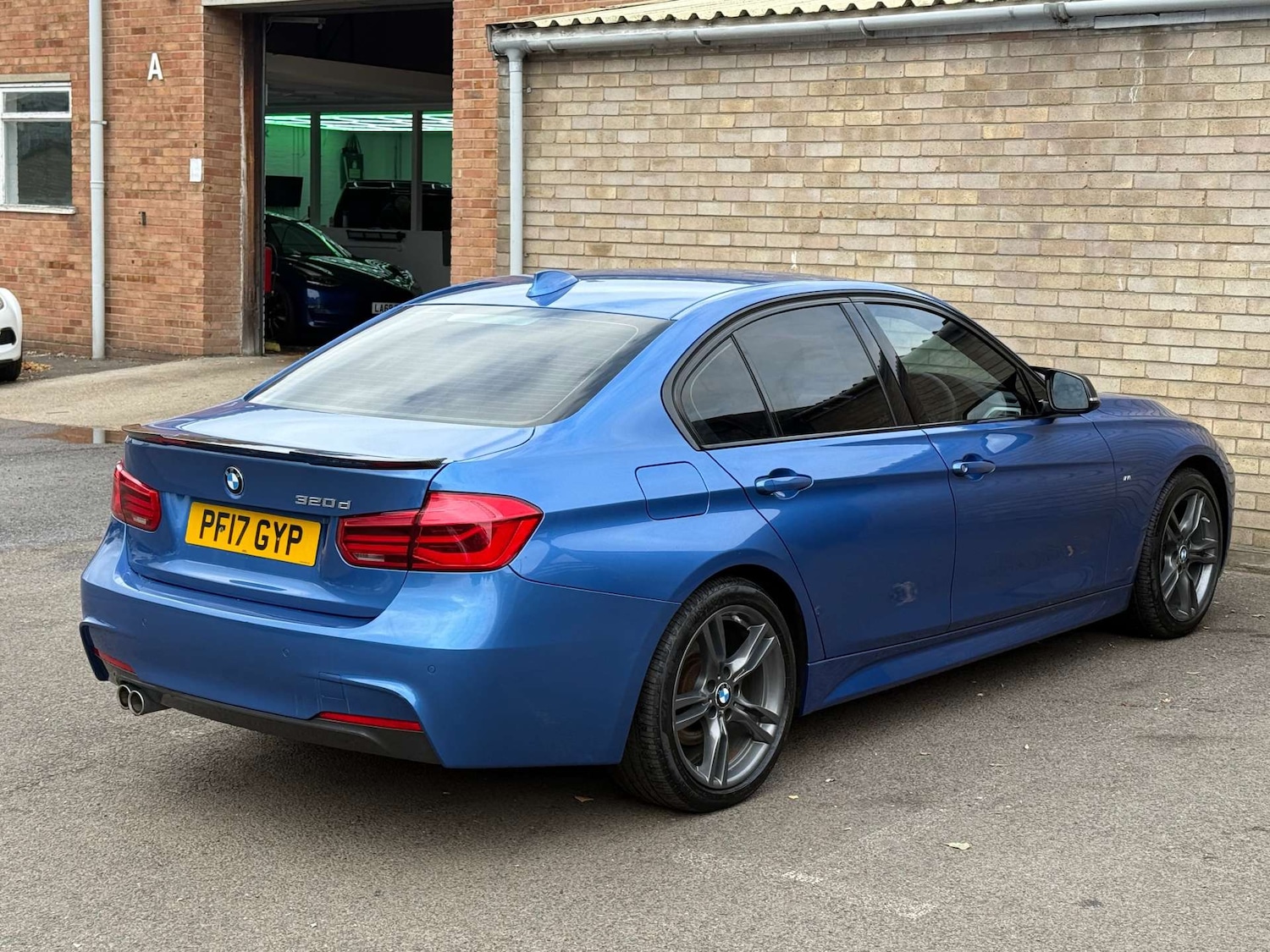 Used BMW 3 Series 2017 for sale - 76197209: Photo 23