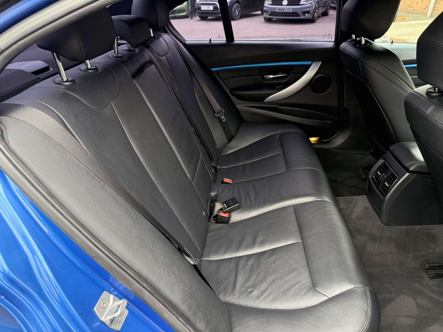 Used BMW 3 Series 2017 for sale - 76197209: Photo 31