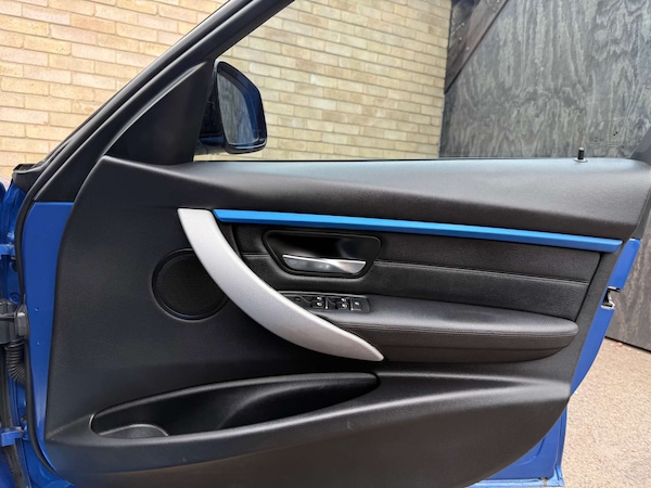 Used BMW 3 Series 2017 for sale - 76197209: Photo 44