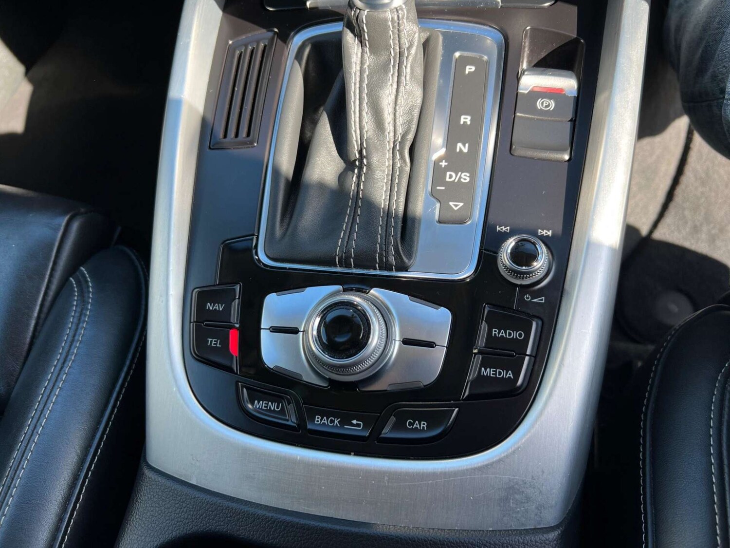 Vehicle 77