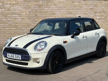 Used MINI Hatch 2016 for sale - 75628500: Photo