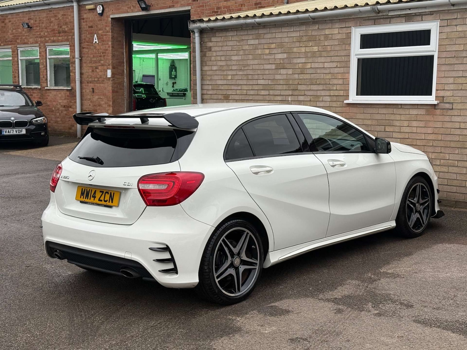 Used Mercedes-Benz A-Class 2014 for sale - 77621946: Photo 25