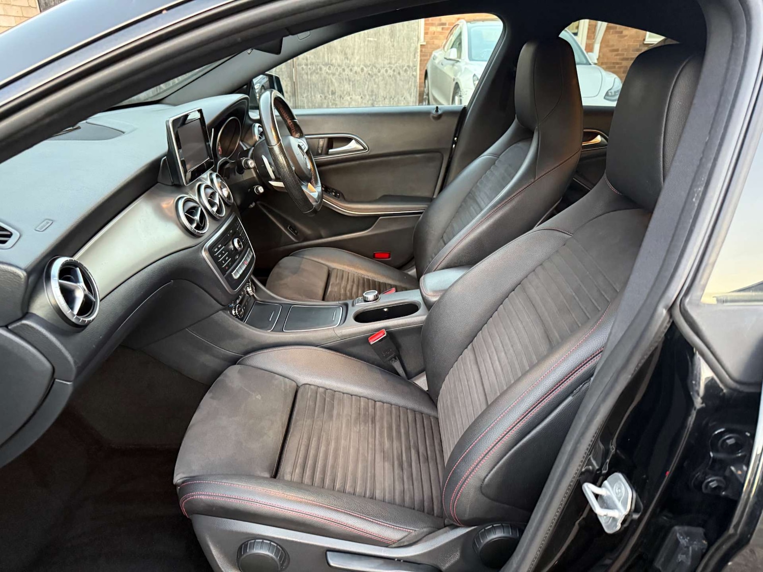 Used Mercedes-Benz CLA 2016 for sale - 76651382: Photo 19