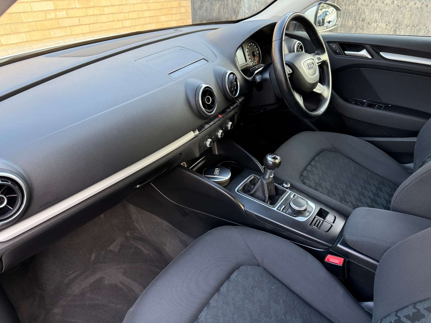 Used Audi A3 2014 for sale - 76385799: Photo 3