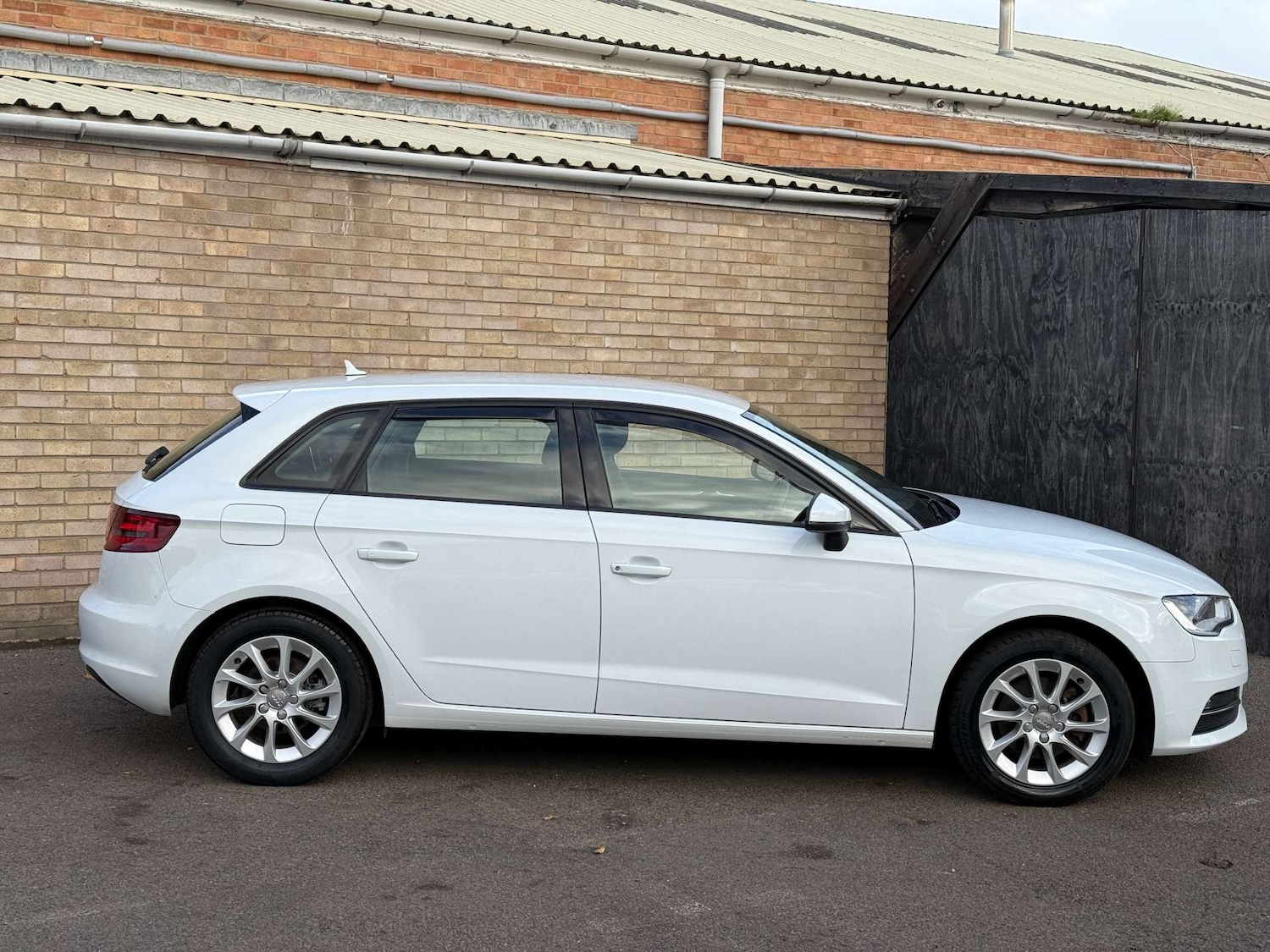 Used Audi A3 2014 for sale - 76385799: Photo 40