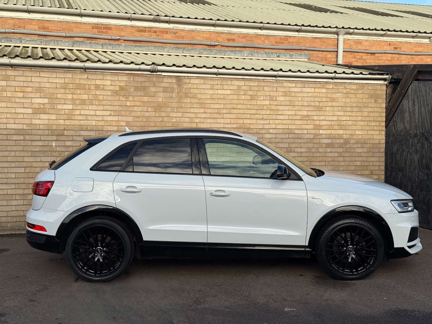 Used Audi Q3 2018 for sale - 77055556: Photo 28