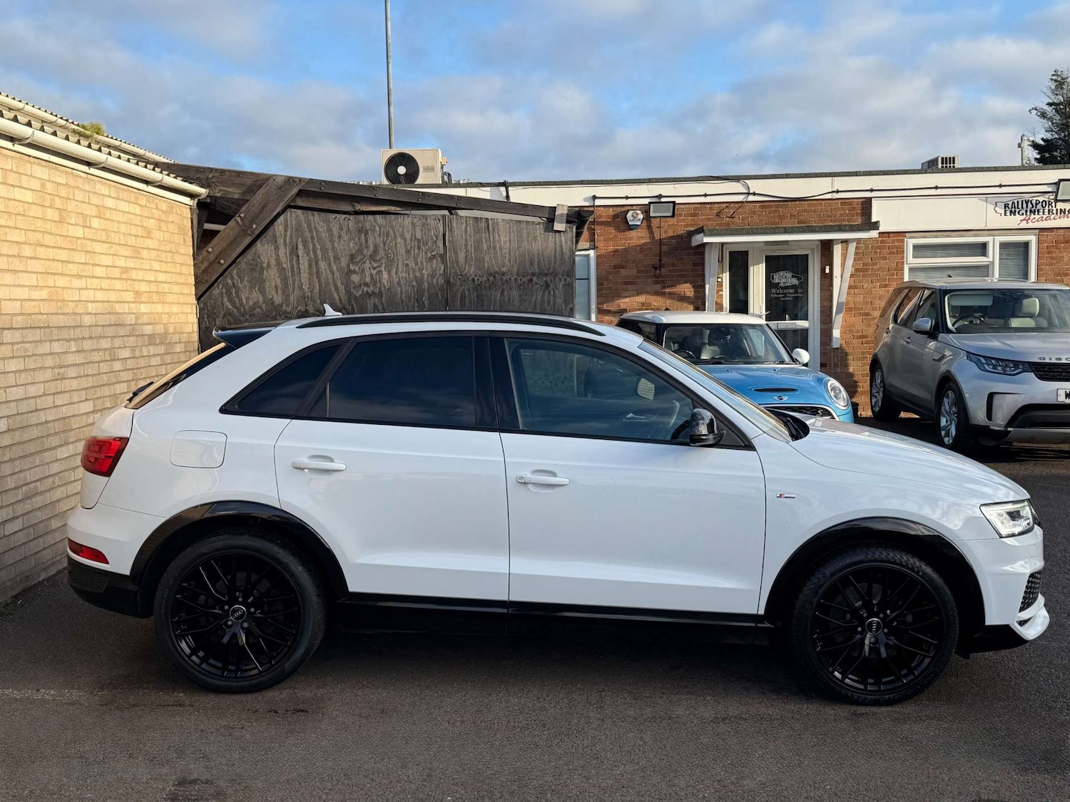 Used Audi Q3 2018 for sale - 77055556: Photo 32