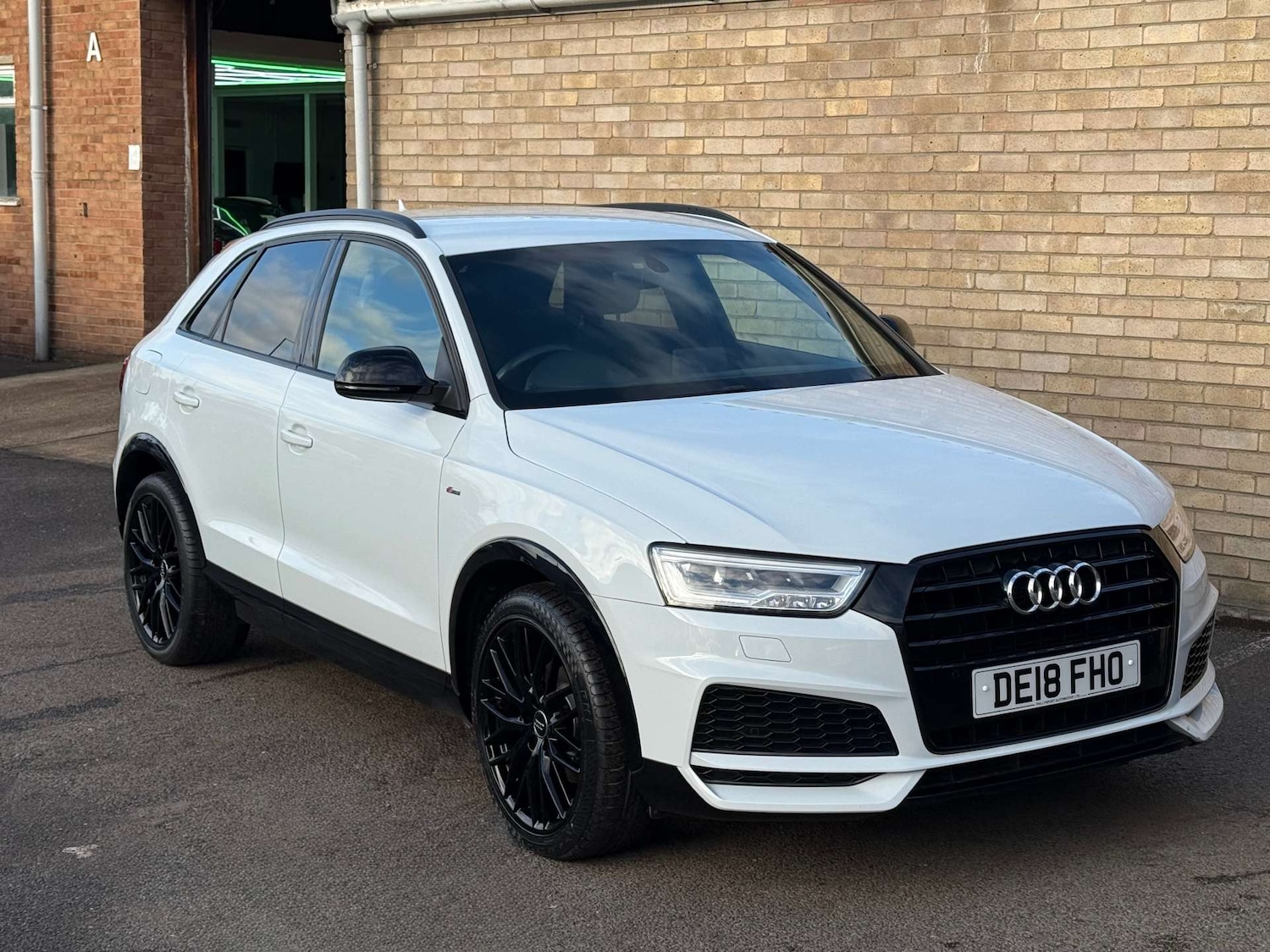 Used Audi Q3 2018 for sale - 77055556: Photo 4