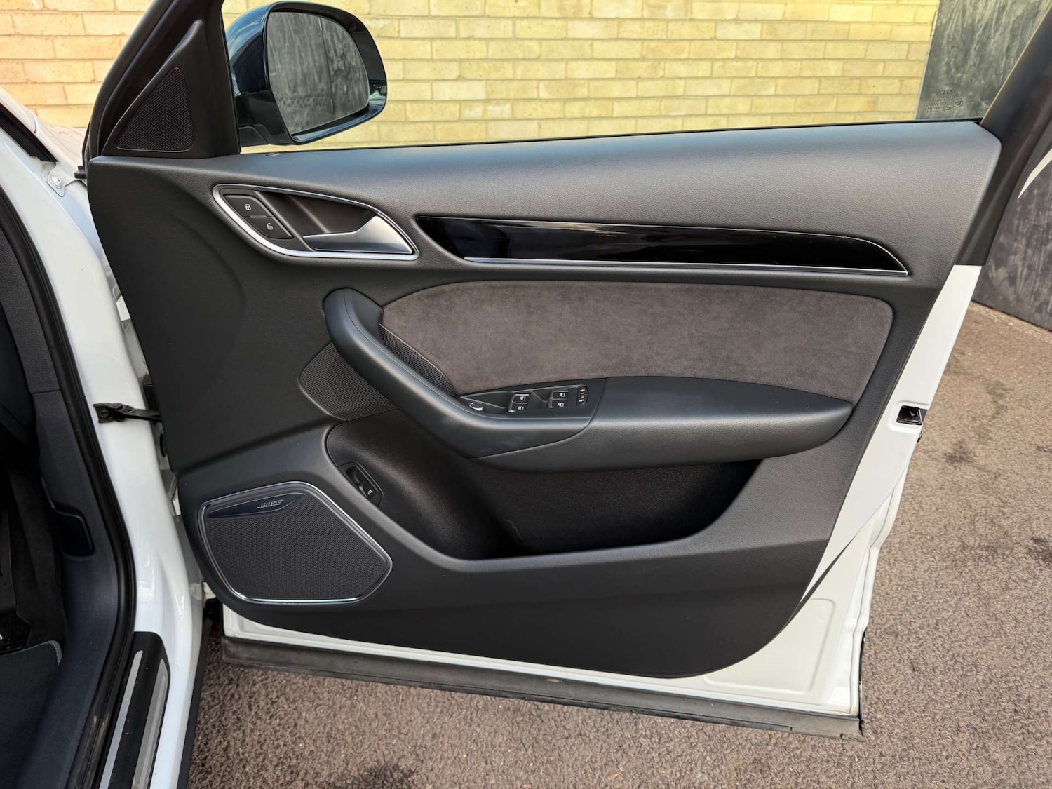 Used Audi Q3 2018 for sale - 77055556: Photo 43