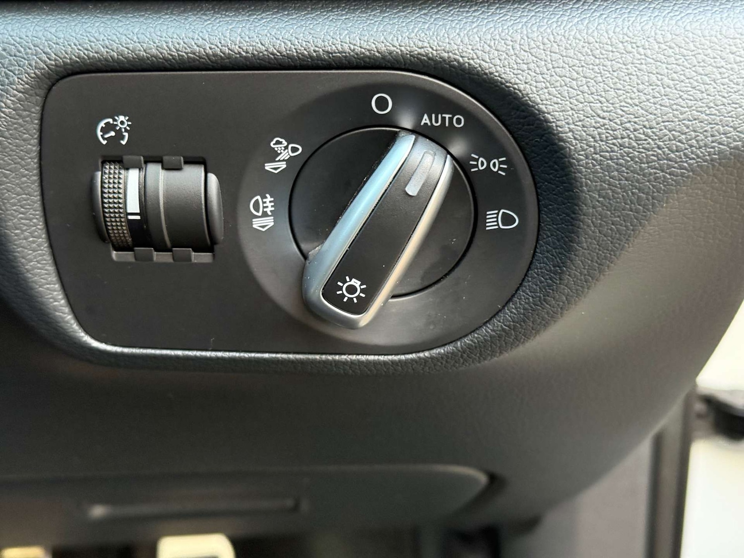 Used Audi Q3 2018 for sale - 77055556: Photo 47