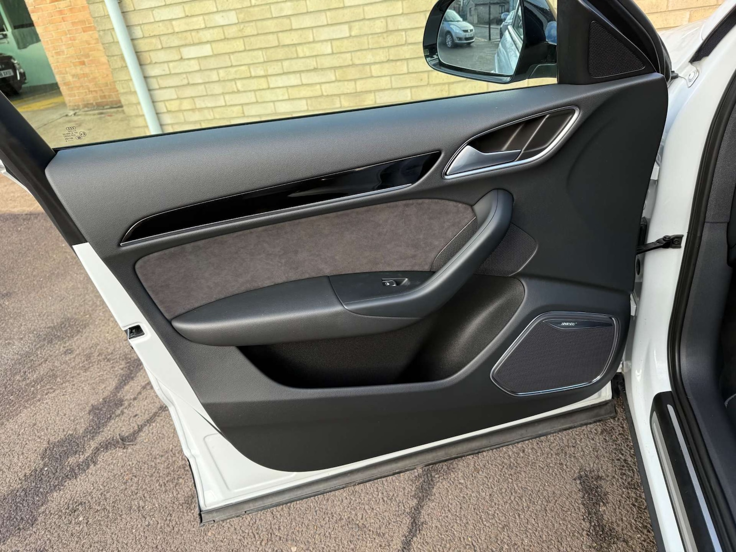 Used Audi Q3 2018 for sale - 77055556: Photo 64