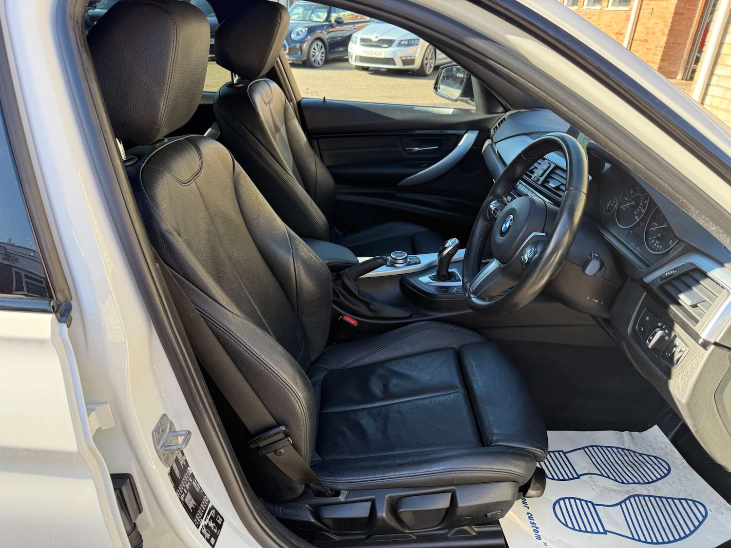 Used BMW 3 Series 2018 for sale - 77652986: Photo 11