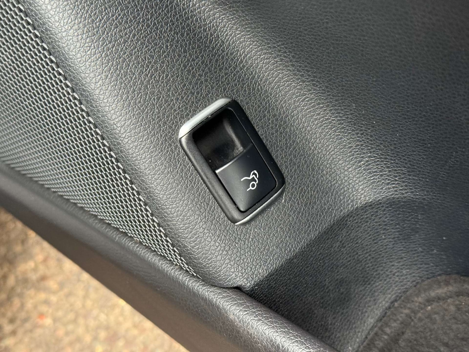 Used Mercedes-Benz CLA 2018 for sale - 76919187: Photo 45