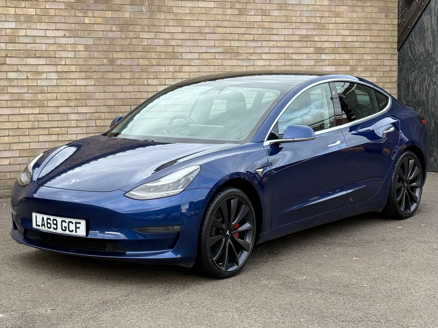 Used Tesla Model 3 2020 for sale - 76197214: Photo 1