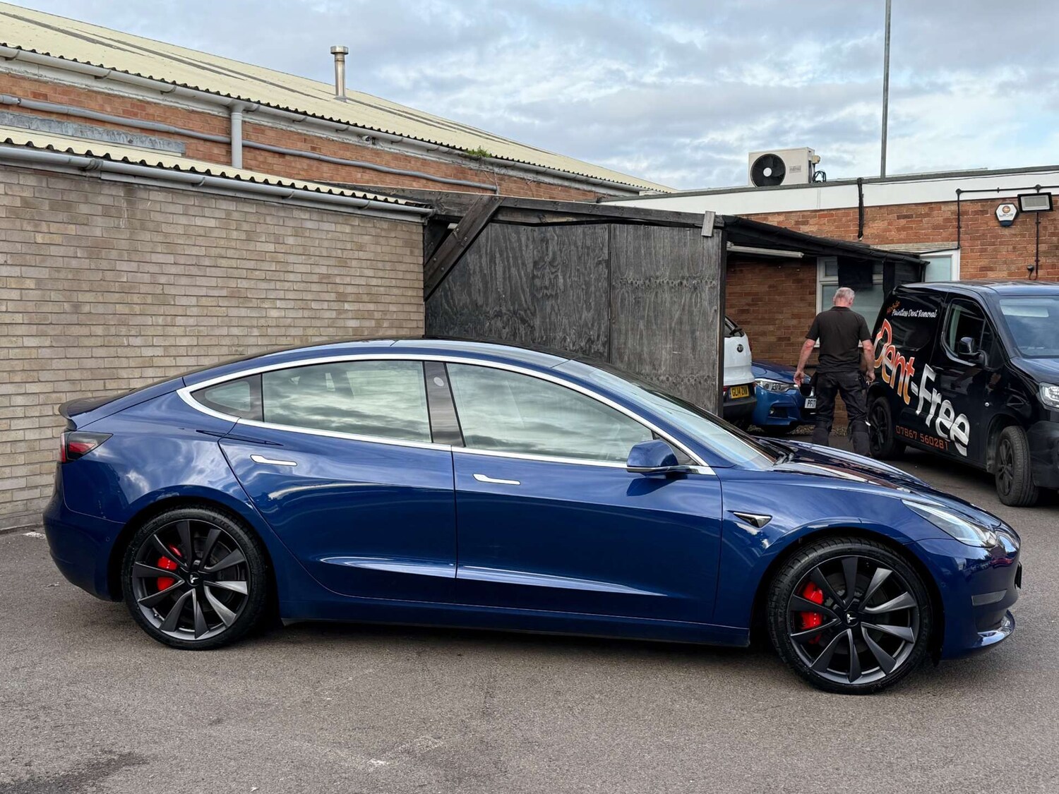 Used Tesla Model 3 2020 for sale - 76197214: Photo 14