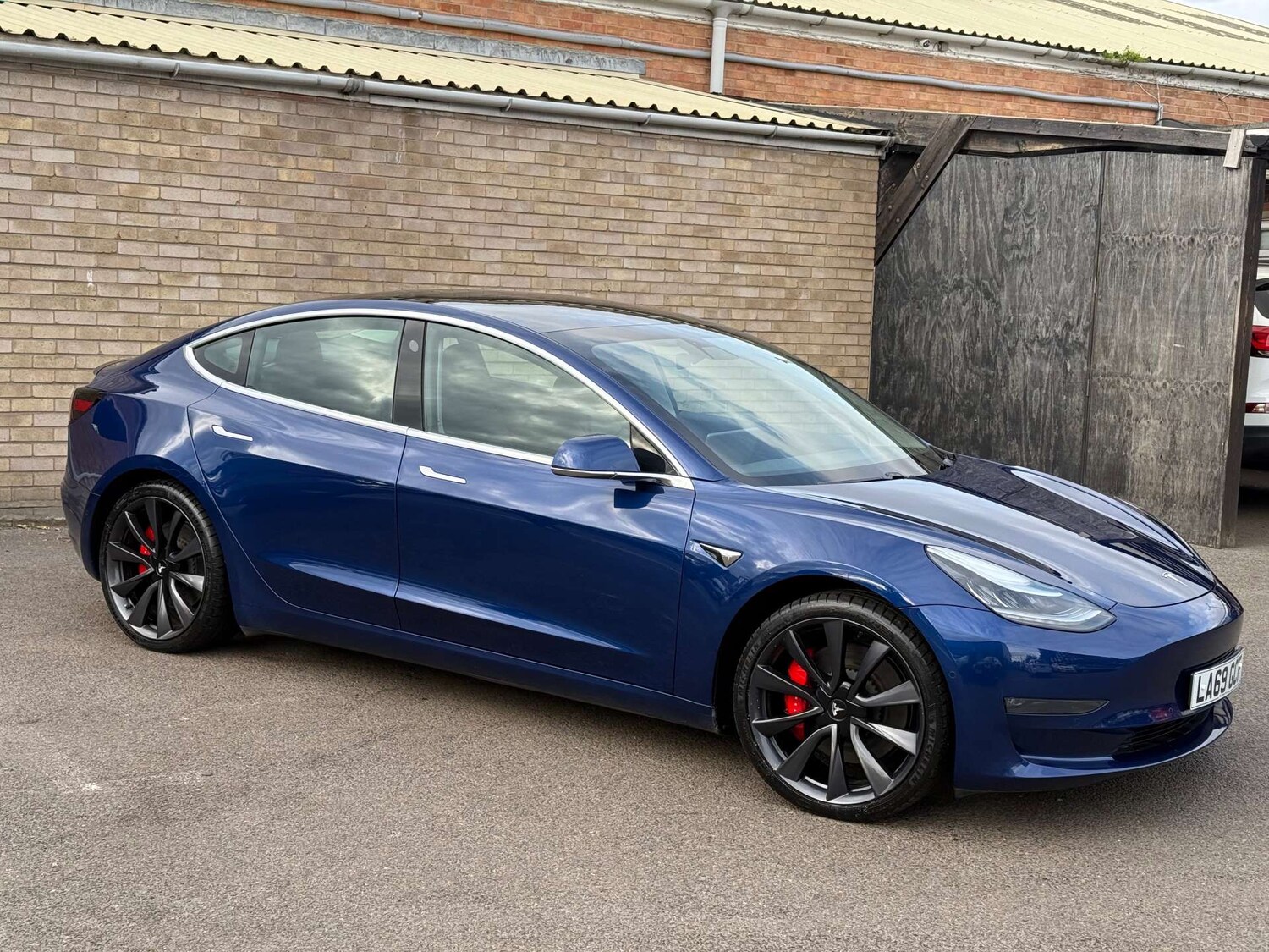 Used Tesla Model 3 2020 for sale - 76197214: Photo 24