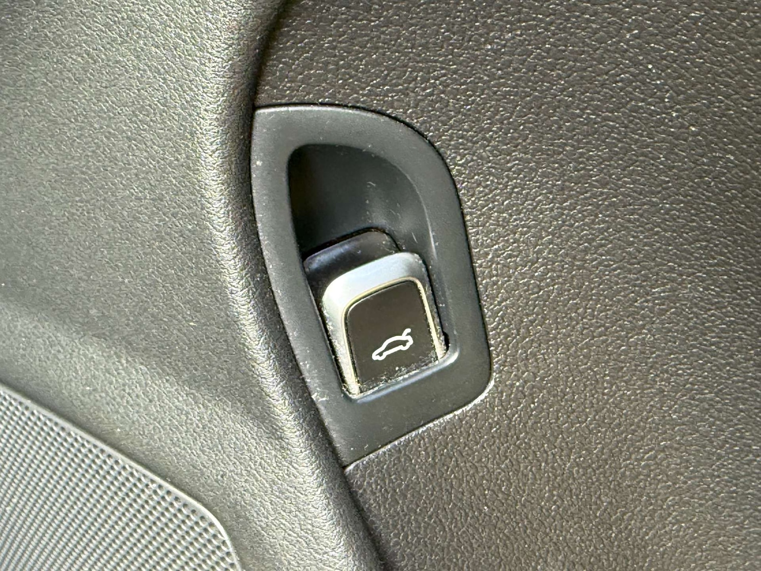 Used Audi A4 2014 for sale - 78068245: Photo 35