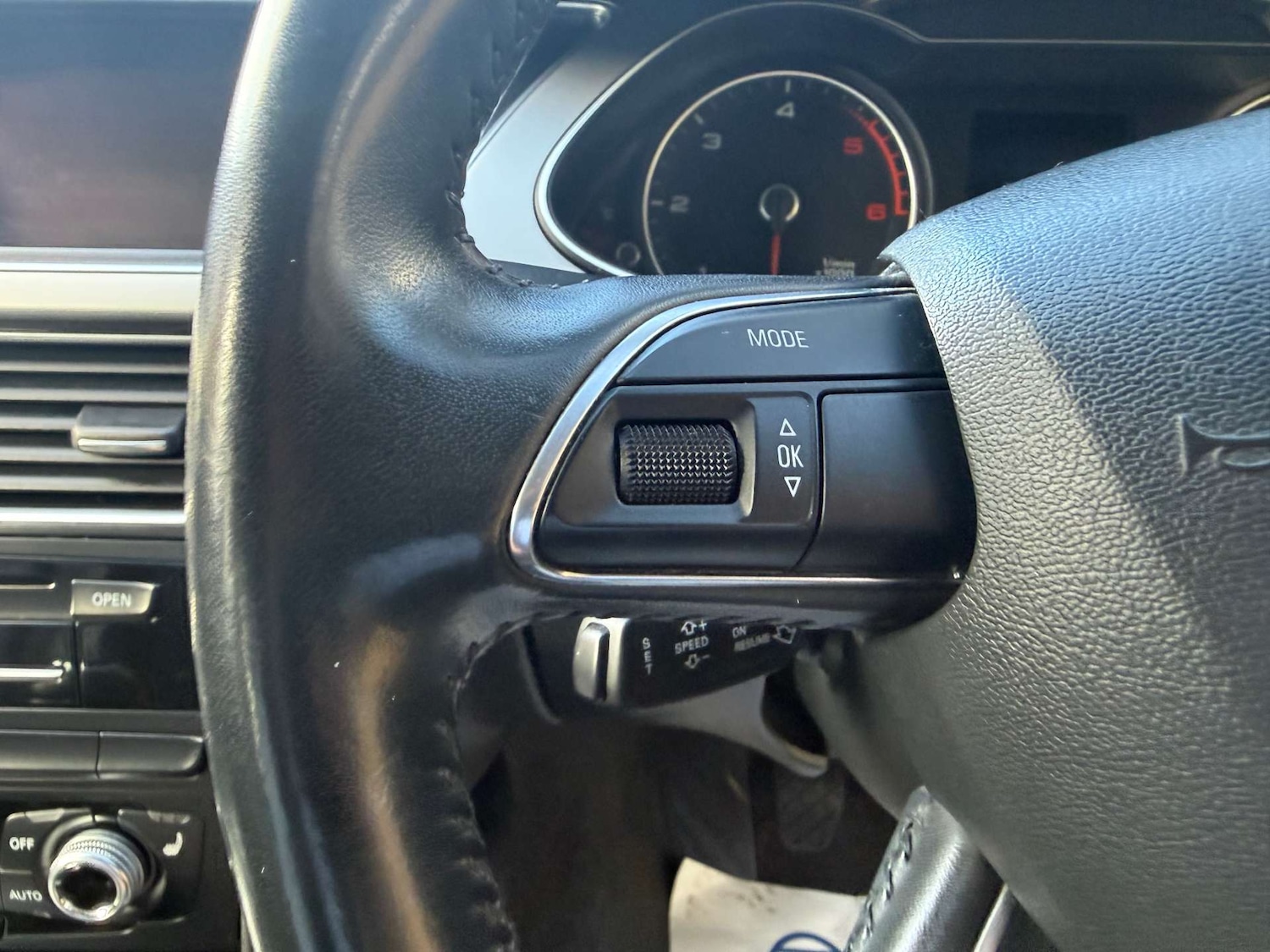 Used Audi A4 2014 for sale - 78068245: Photo 42