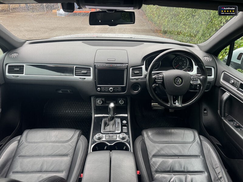 Used Volkswagen Touareg 2015 for sale - 77041792: Photo 16