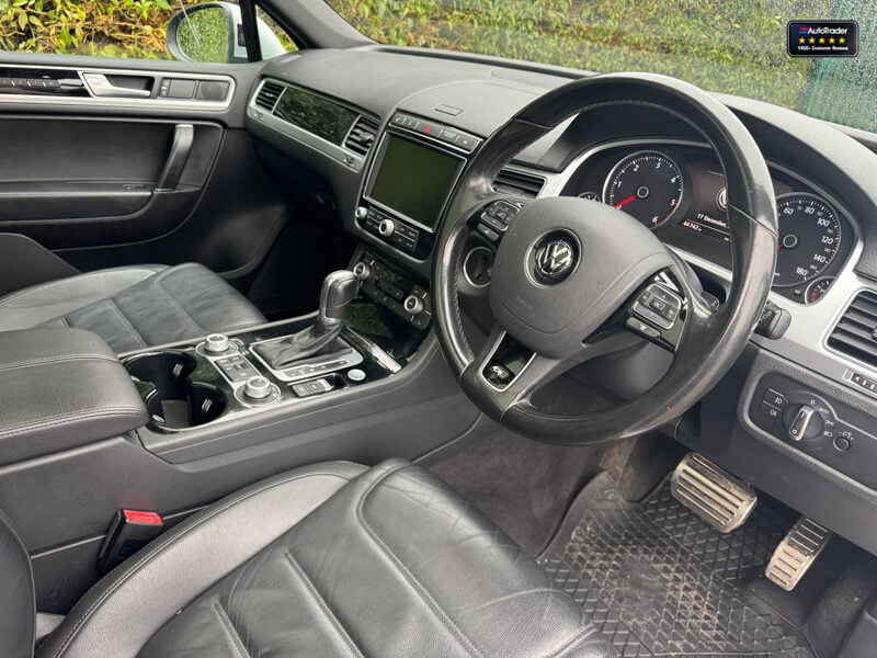 Used Volkswagen Touareg 2015 for sale - 77041792: Photo 22