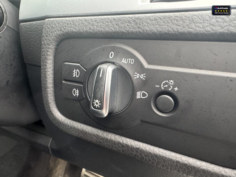 Used Volkswagen Touareg 2015 for sale - 77041792: Photo 28