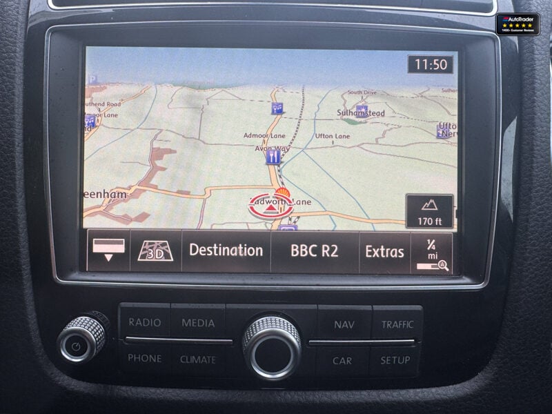 Used Volkswagen Touareg 2015 for sale - 77041792: Photo 32