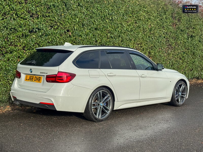 Used BMW 3 Series 2018 for sale - 77041629: Photo 32