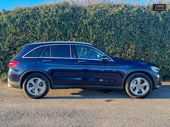Used Mercedes-Benz GLC 2018 for sale - 77041790: Photo