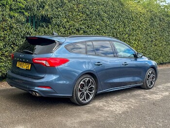 Used Ford Focus 2020 for sale - 78070126: Photo