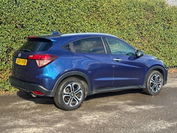 Used Honda HR-V 2018 for sale - 77435925: Photo