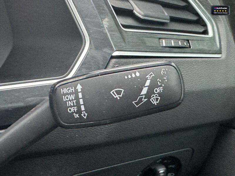 Used Volkswagen Tiguan 2018 for sale - 77042303: Photo 15