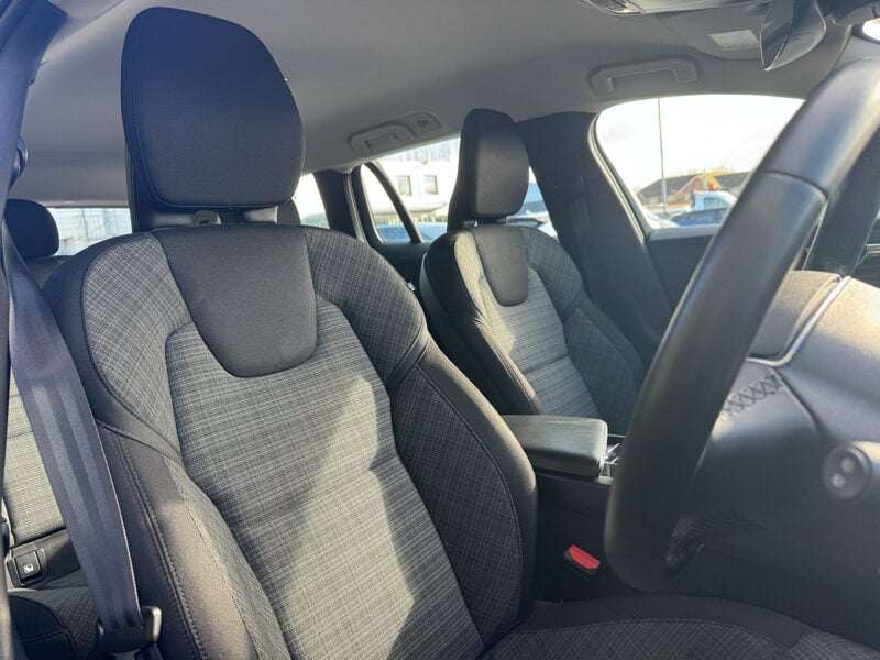 Used Volvo V60 2021 for sale - 77530427: Photo 13