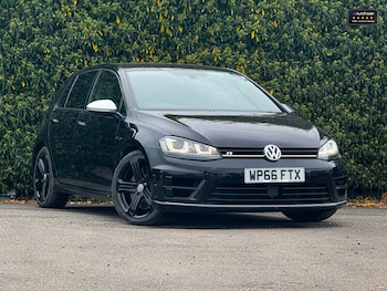 Used Volkswagen Golf 2016 for sale - 77042232: Photo