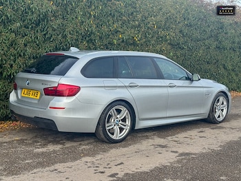 Used BMW 5 Series 2017 for sale - 77042289: Photo