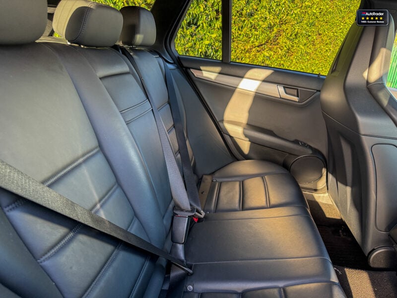 Used Mercedes-Benz C Class 2013 for sale - 77041810: Photo 17