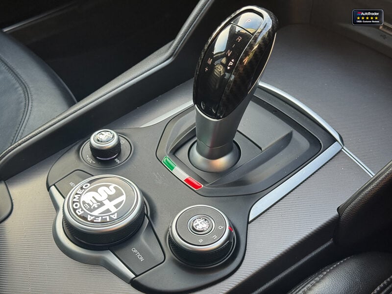 Used Alfa Romeo Giulia 2017 for sale - 77041897: Photo 32