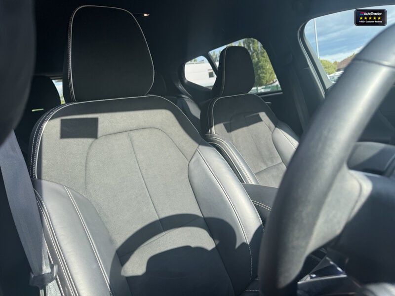 Used Volvo XC40 2021 for sale - 77042243: Photo 11